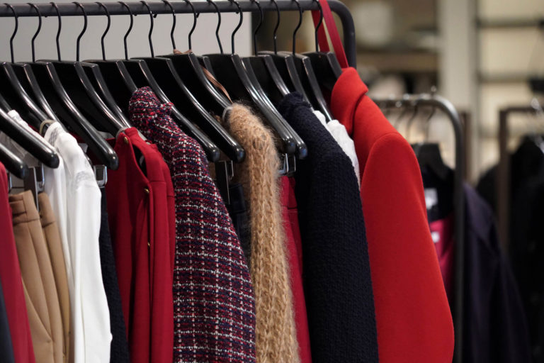 Vestes sur ceintre