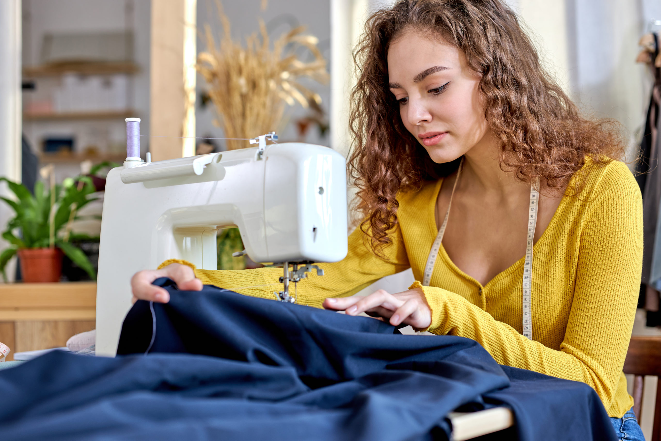 Comment prendre soin de vos vêtements de seconde main pour qu&rsquo;ils durent plus longtemps
